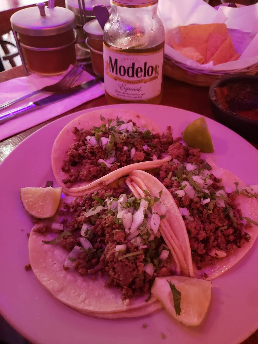 El Porton | restaurant | 3151 Broadway, New York, NY 10027, USA | 2126657338 OR +1 212-665-7338