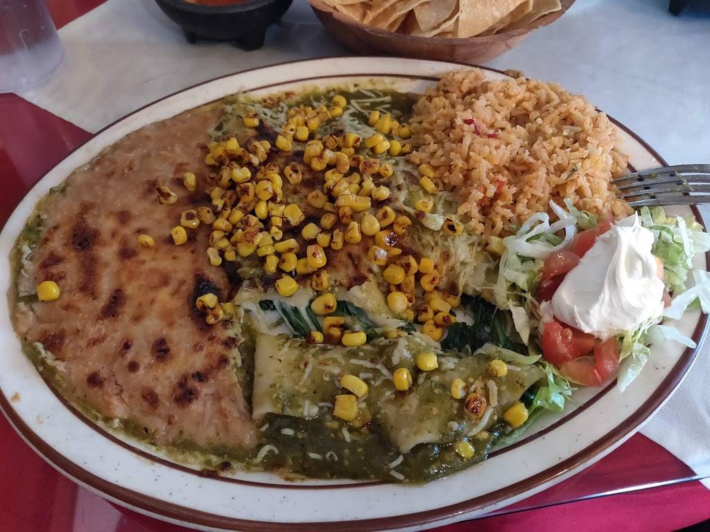 Tonis Kitchen | restaurant | 24194 Lake Dr, Crestline, CA 92325, USA | 9093389377 OR +1 909-338-9377