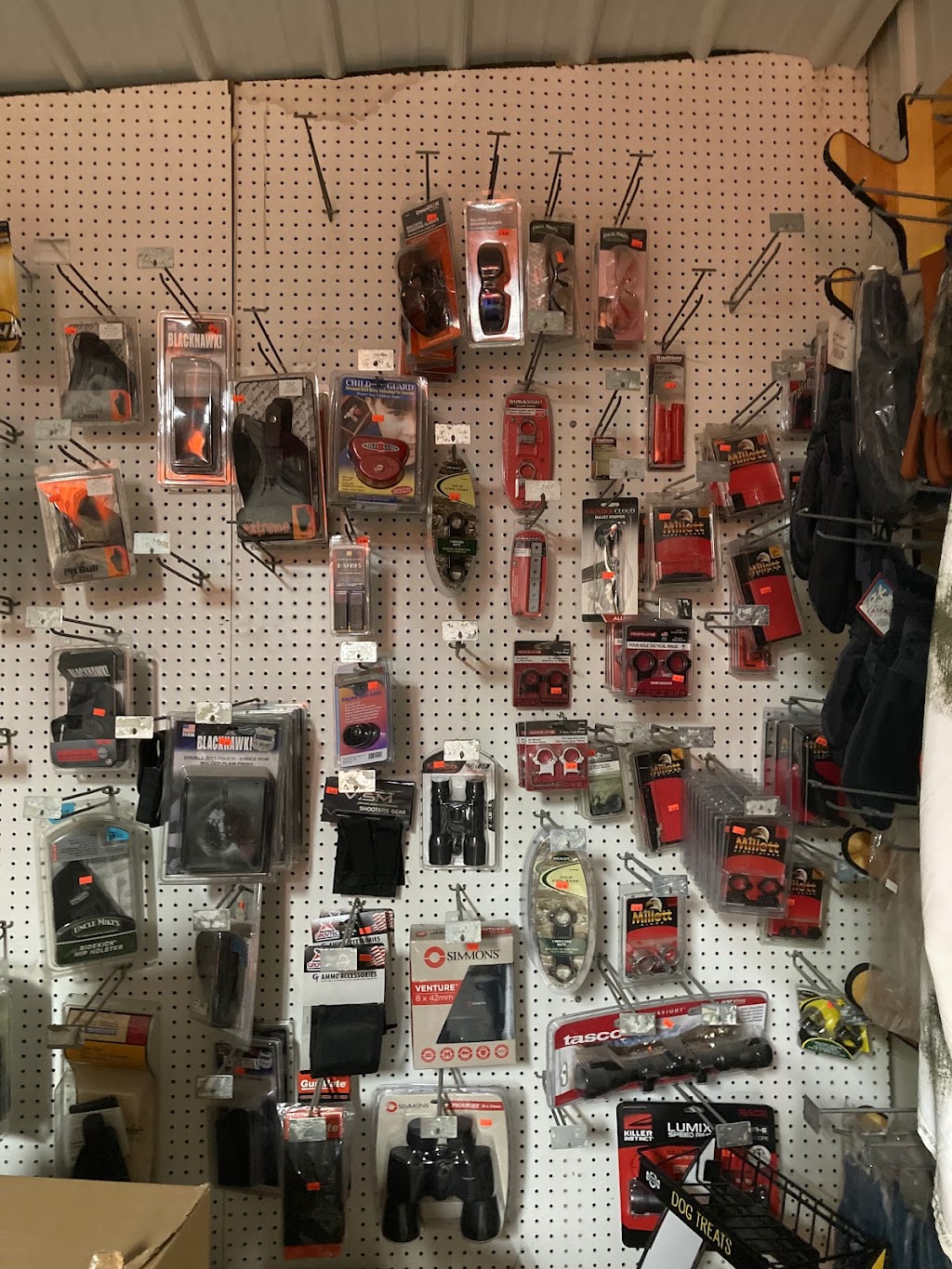 The Sportsmans Hut | restaurant | 22141 State Hwy W, Ridgeway, MO 64481, USA | 6608680934 OR +1 660-868-0934