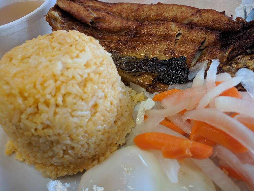 Ihaw Ihaw Restaurant | restaurant | 40 Springstowne Center, Vallejo, CA 94591, USA | 7075528080 OR +1 707-552-8080