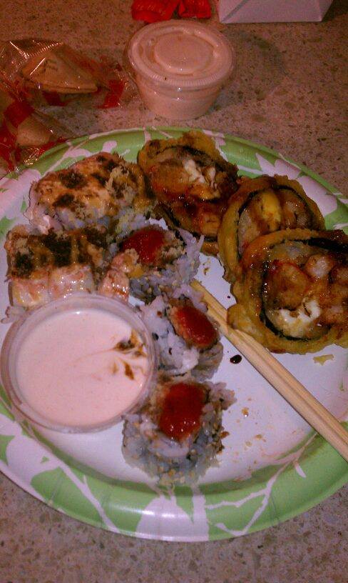 Sushi N Wok | restaurant | 10916 Atlantic Blvd #23, Jacksonville, FL 32225, USA | 9046425522 OR +1 904-642-5522