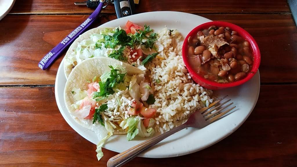 Fuzzys Taco Shop | restaurant | 2917 W Berry St, Fort Worth, TX 76109, USA | 8179247943 OR +1 817-924-7943