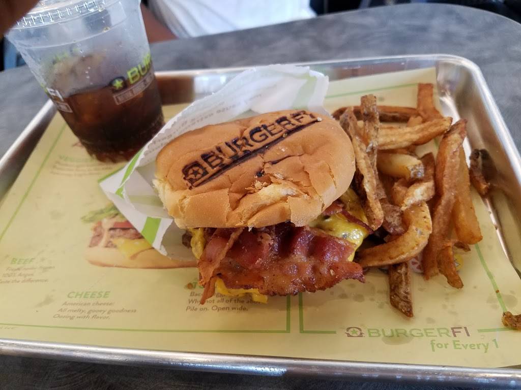 BurgerFi | restaurant | 1410 N Ocean Blvd # 100, Myrtle Beach, SC 29577, USA | 8438089118 OR +1 843-808-9118
