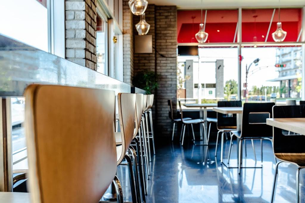 Boustan Vaudreuil | restaurant | 3052 Boulevard de la Gare, Vaudreuil-Dorion, QC J7V 0H1, Canada | 4504244418 OR +1 450-424-4418