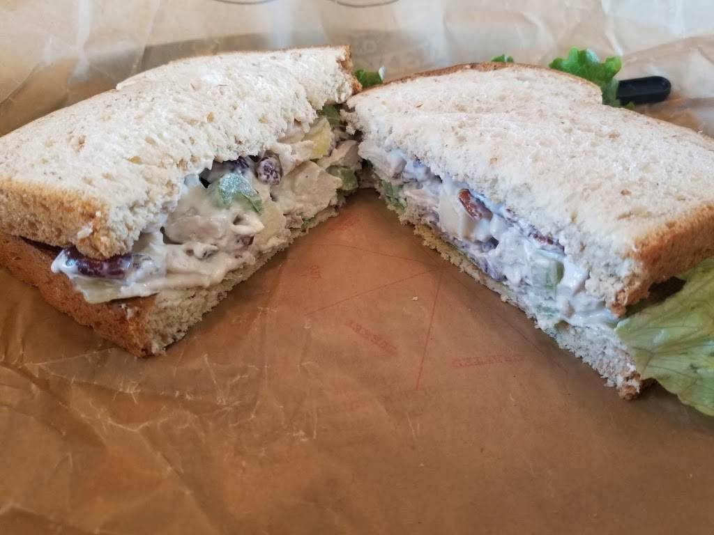 Arbys | restaurant | 810 Row River Rd, Cottage Grove, OR 97424, USA | 5416491440 OR +1 541-649-1440