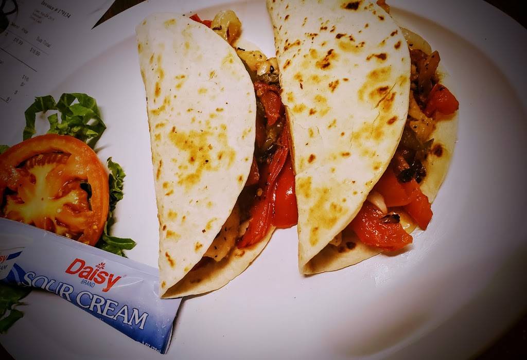 Wallys Seafood | restaurant | 3339 S Westwood Blvd, Poplar Bluff, MO 63901, USA | 5736092732 OR +1 573-609-2732