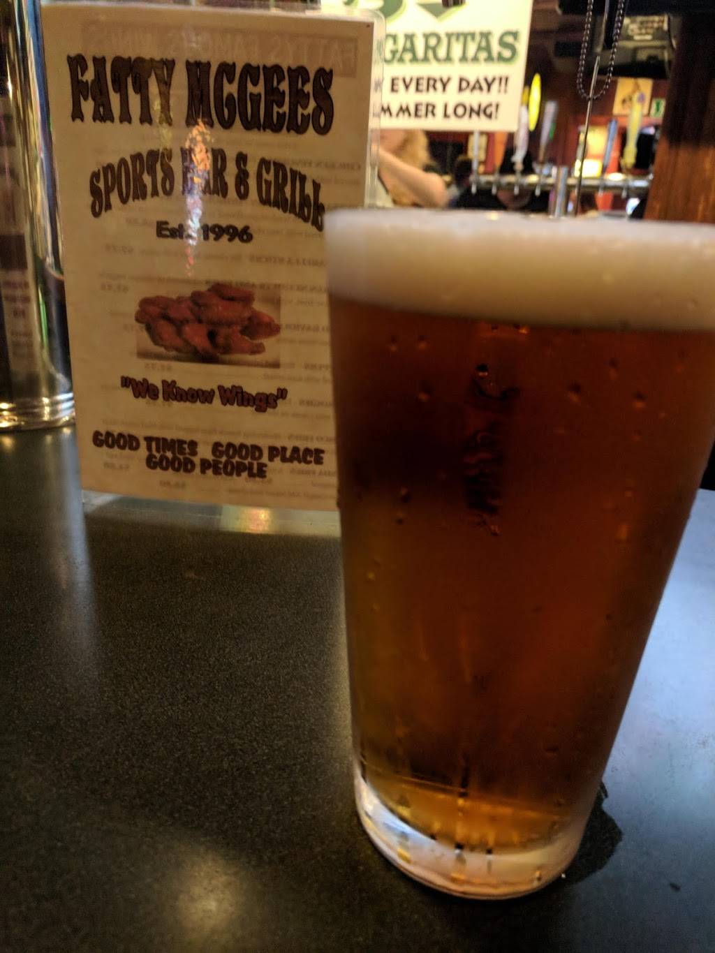 Fatty McGees | restaurant | 138 Connetquot Ave, East Islip, NY 11730, USA | 6315819868 OR +1 631-581-9868