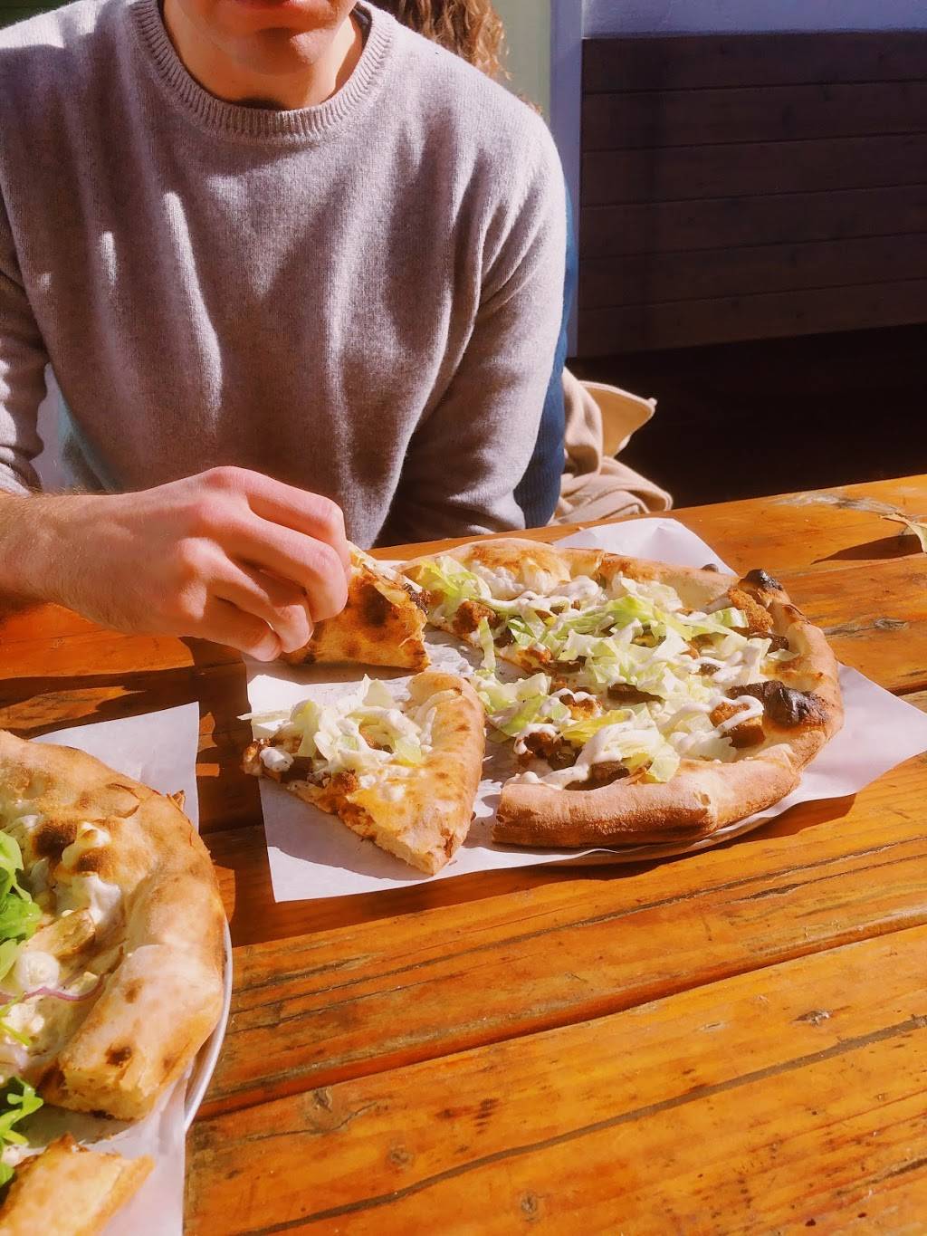 Baby Blue Woodfired Pizza | restaurant | 3207 SE Hawthorne Blvd, Portland, OR 97214, USA | 7604423466 OR +1 760-442-3466