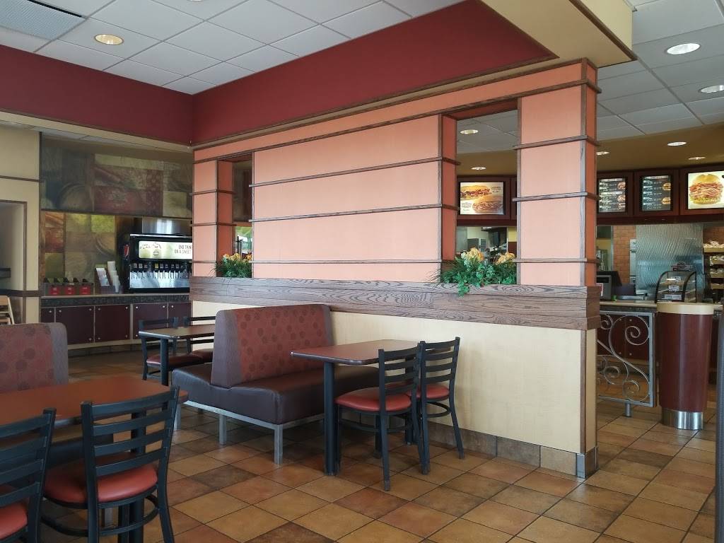 Arbys | restaurant | 5071 Walnut St S, South Bloomfield, OH 43103, USA | 7409833843 OR +1 740-983-3843