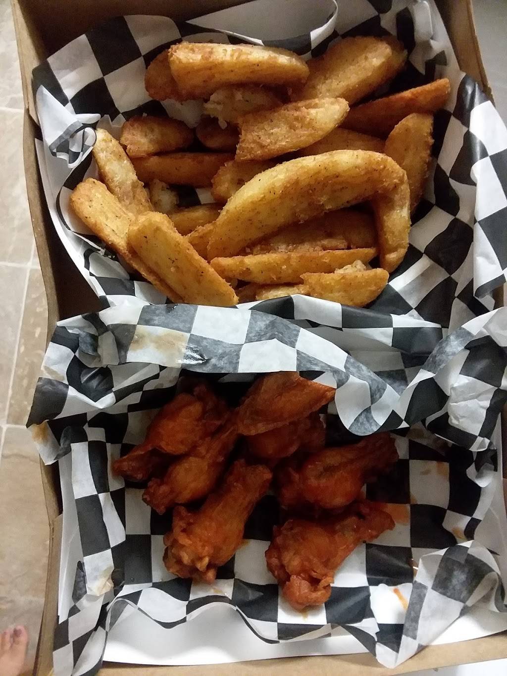 Happy Wings | restaurant | 8200 Stockdale Hwy Ste. K-4, Bakersfield, CA 93311, USA | 6612825223 OR +1 661-282-5223