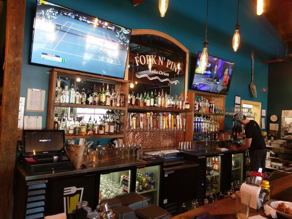 Fork n Pint | restaurant | 51 N Broadway St, Lake Orion, MI 48362, USA | 2488454476 OR +1 248-845-4476