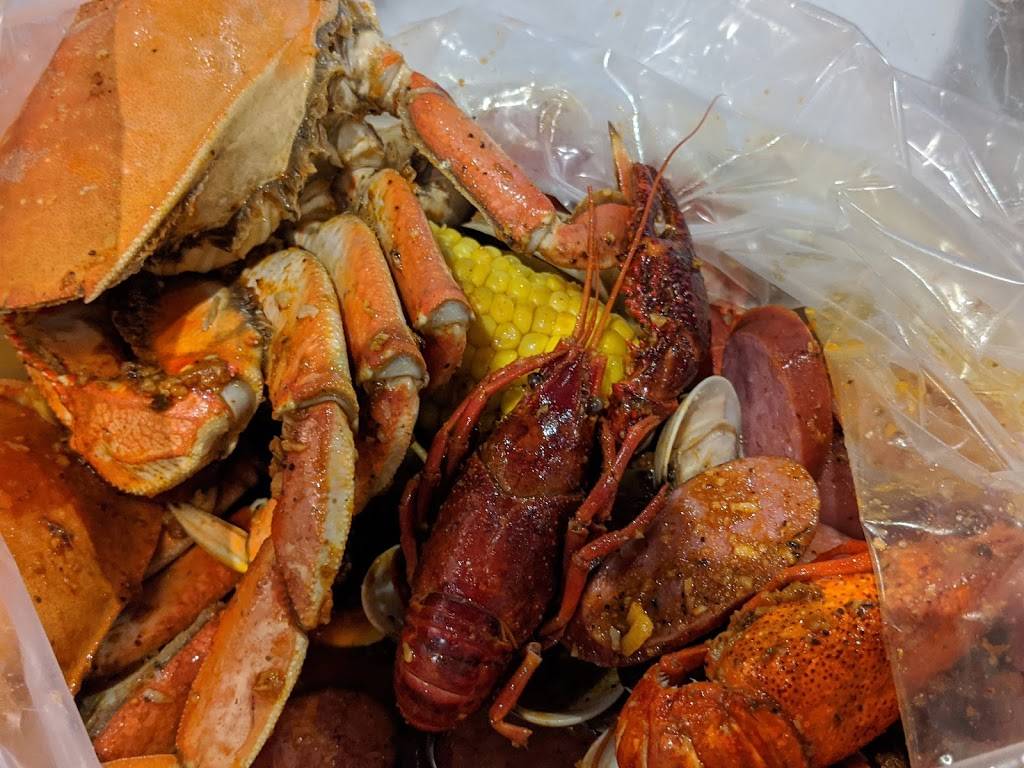 Blue Coast Juicy Seafood | restaurant | 8215 E 71st St, Tulsa, OK 74133, USA | 9182580188 OR +1 918-258-0188