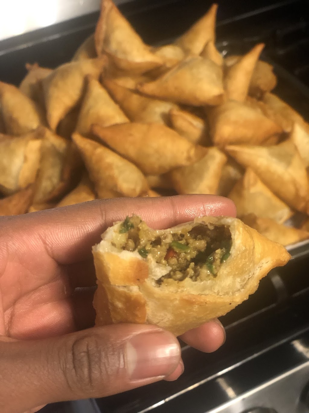 Sambusa | restaurant | 5514 Springwood Ct SE, Kentwood, MI 49508, USA | 6162384506 OR +1 616-238-4506