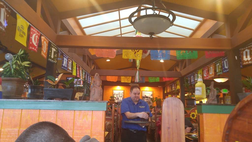 Casa Ramos | restaurant | 10717 White Rock Rd, Rancho Cordova, CA 95670, USA | 9169306550 OR +1 916-930-6550