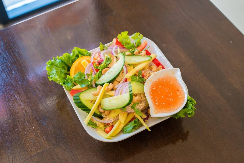 Thai Home | restaurant | 133 Roncesvalles Ave, Toronto, ON M6R 2L2, Canada | 4165348424 OR +1 416-534-8424