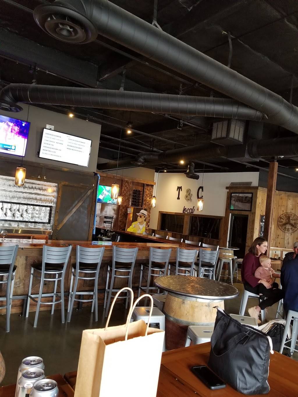 Tap & Cellar | restaurant | 101 317 W Bedford Ave, Fresno, CA 93711, USA | 5594002559 OR +1 559-400-2559