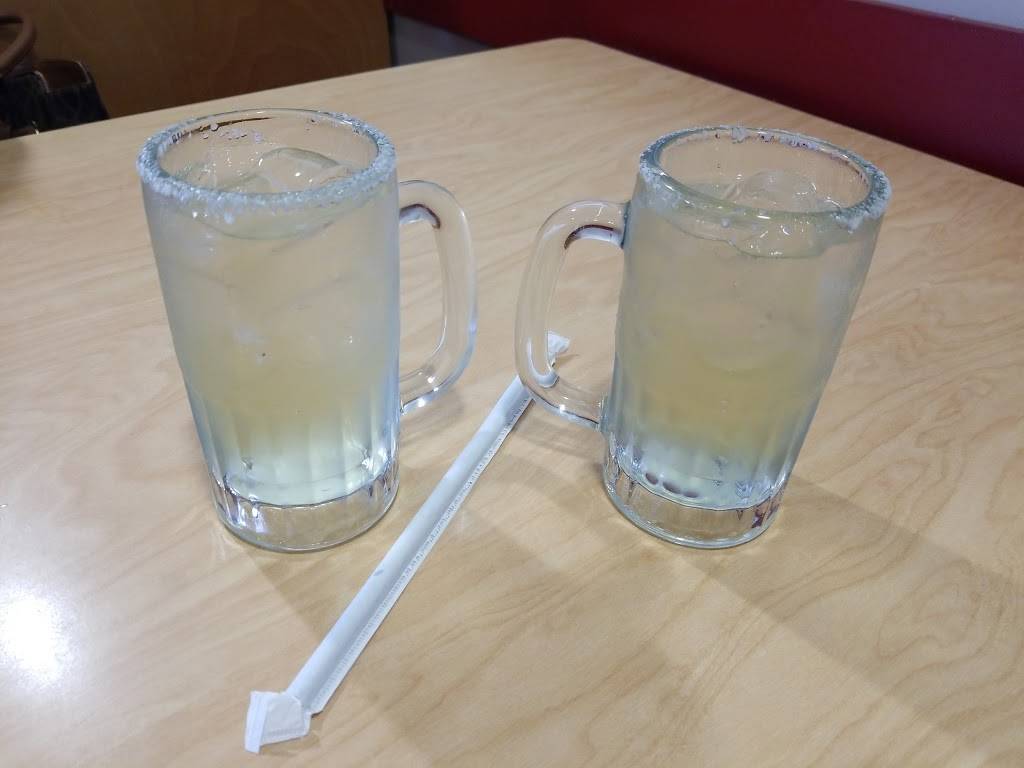 Don & Millies | restaurant | 4430 Farnam St, Omaha, NE 68131, USA | 4025589928 OR +1 402-558-9928