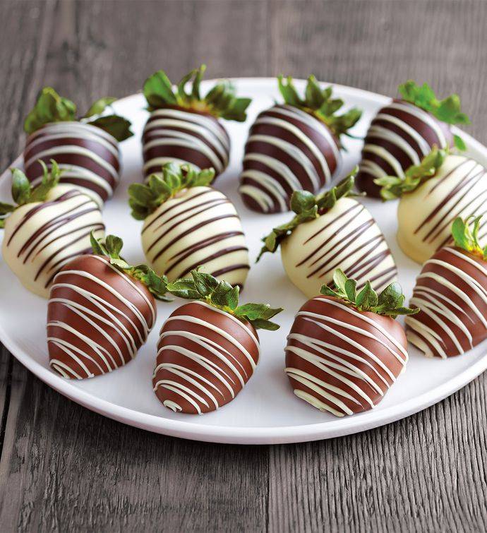 Bear Creek Gifts and Candy Kitchen | restaurant | 165 N Main St, Mt Airy, NC 27030, USA | 3367866602 OR +1 336-786-6602