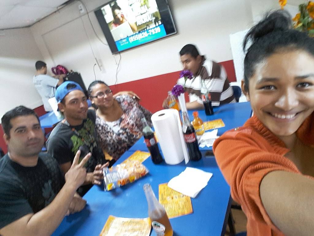 Elis Bakery | restaurant | 3732 Roma St, Houston, TX 77080, USA | 7134604374 OR +1 713-460-4374