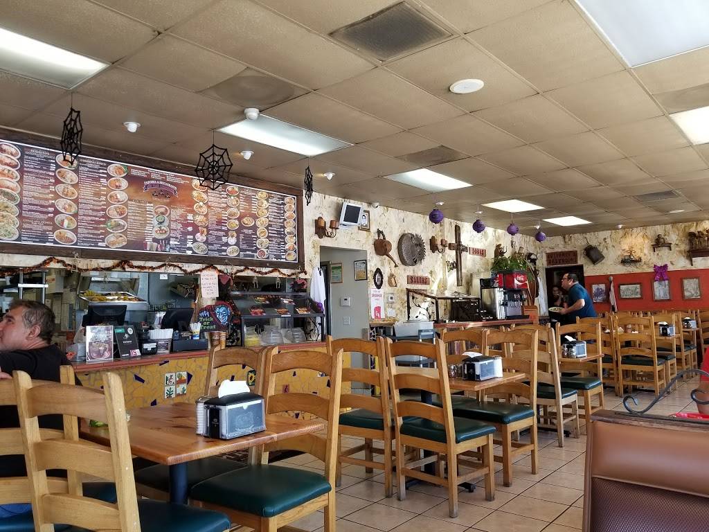 Taqueria Los Tres Hermanos | restaurant | 7456 Van Nuys Blvd, Van Nuys, CA 91405, USA | 8187809930 OR +1 818-780-9930