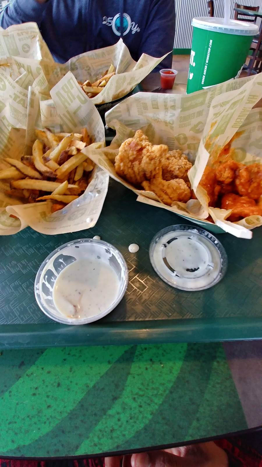 Wingstop | restaurant | 1598 E Highland Ave, San Bernardino, CA 92404, USA | 9092527765 OR +1 909-252-7765