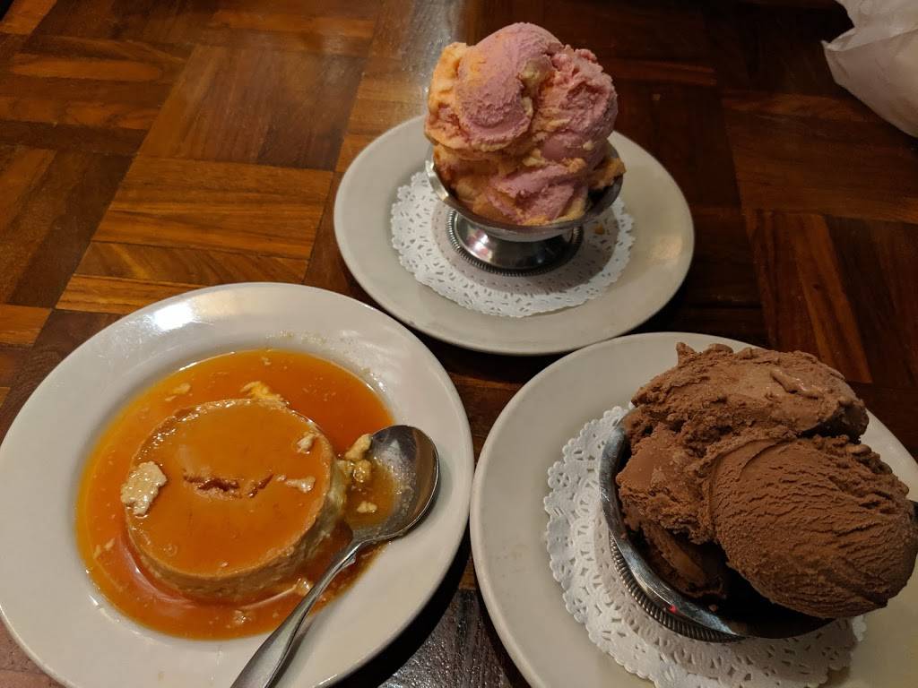 Henry Louis Restaurant | restaurant | 2850 Paa St, Honolulu, HI 96819, USA | 8088333728 OR +1 808-833-3728