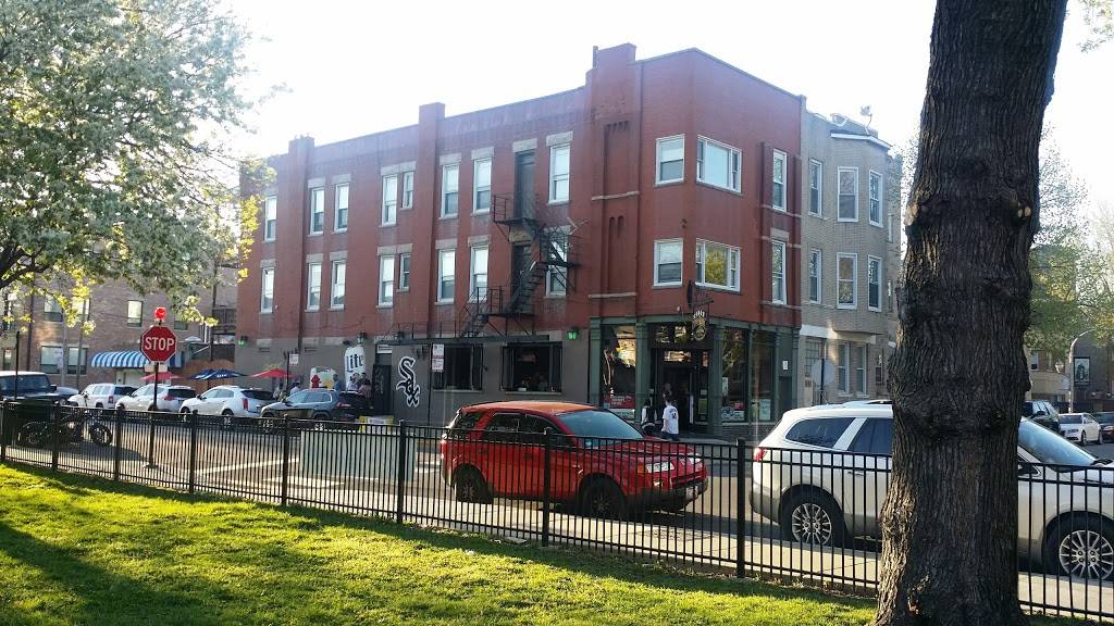 Cork & Kerry at The Park | restaurant | 3259 S Princeton Ave, Chicago, IL 60616, USA | 3128420769 OR +1 312-842-0769