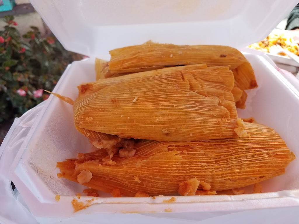 Sarinanas Restaurant | restaurant | 2218 W 5th St, Santa Ana, CA 92703, USA | 7145588650 OR +1 714-558-8650