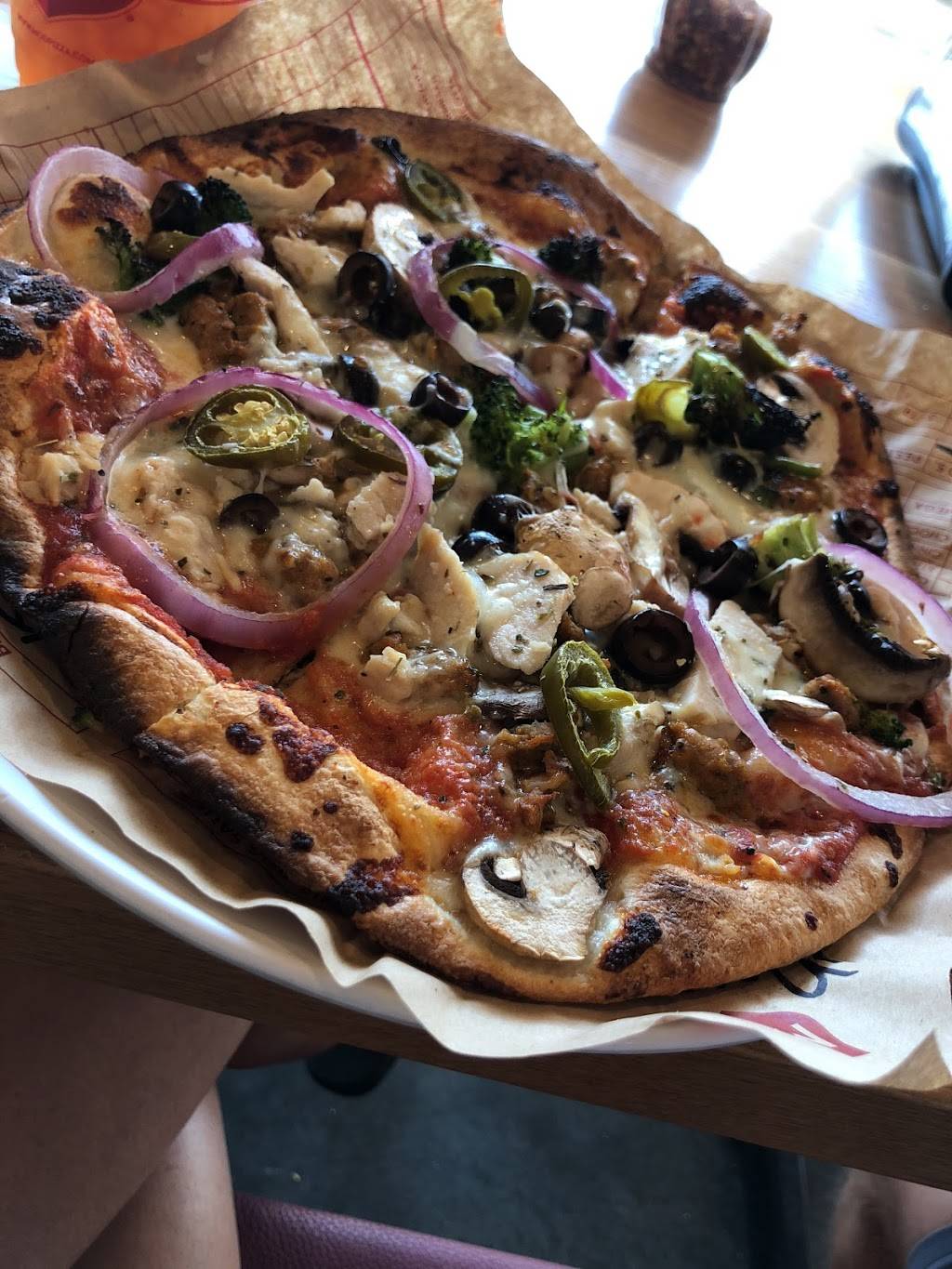 MOD Pizza | restaurant | 2945 Gulf Fwy S F, League City, TX 77573, USA | 2816788097 OR +1 281-678-8097