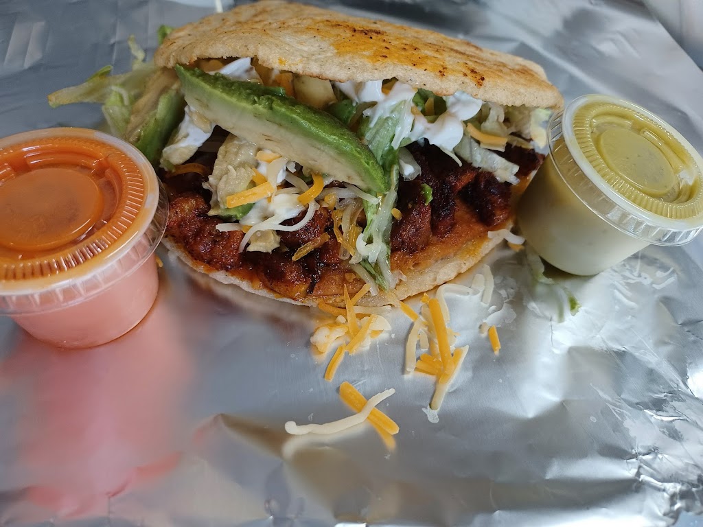 Queens Tacos | restaurant | 629 W 29th St, Austin, TX 78705, USA | 7372975410 OR +1 737-297-5410