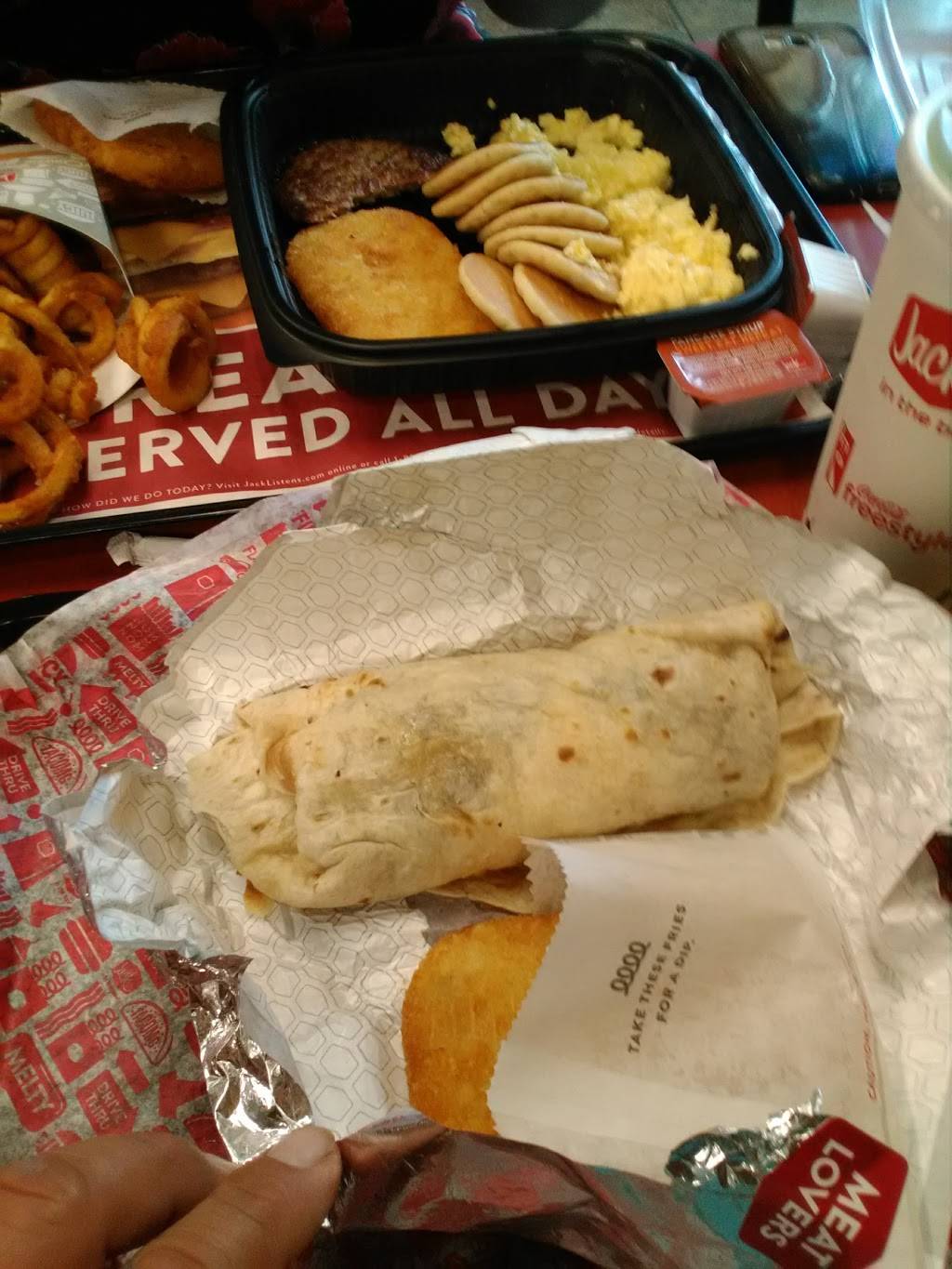 Jack in the Box | restaurant | 1301 N Hampton Rd, Dallas, TX 75208, USA | 2149411484 OR +1 214-941-1484