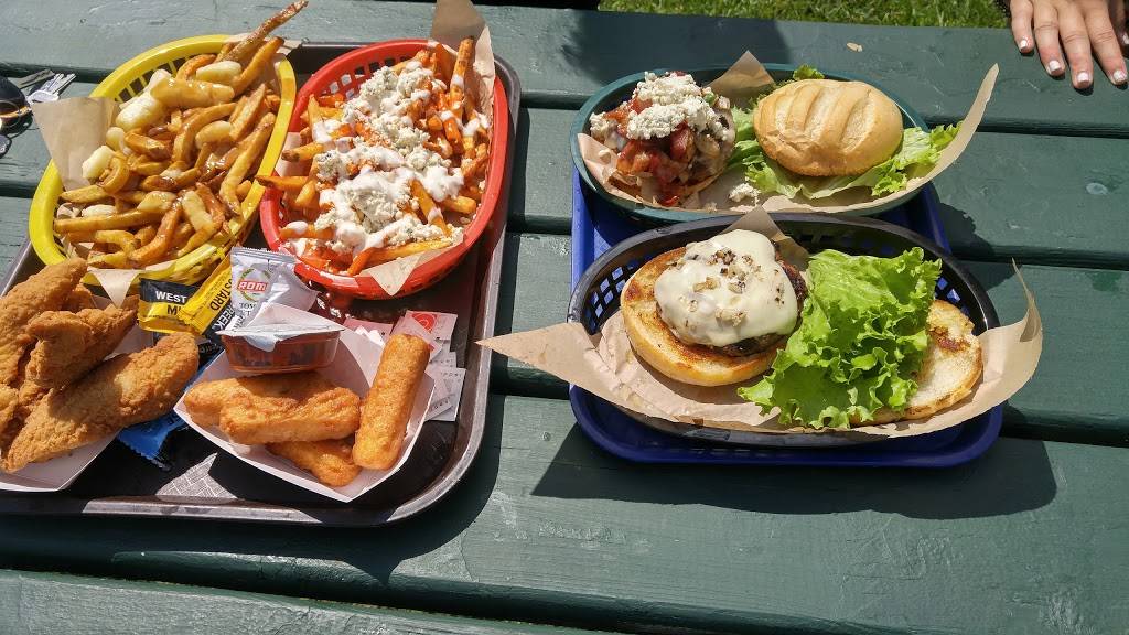 Wahoos | restaurant | 2 Whites Rd, Wilmington, VT 05363, USA | 8024640110 OR +1 802-464-0110