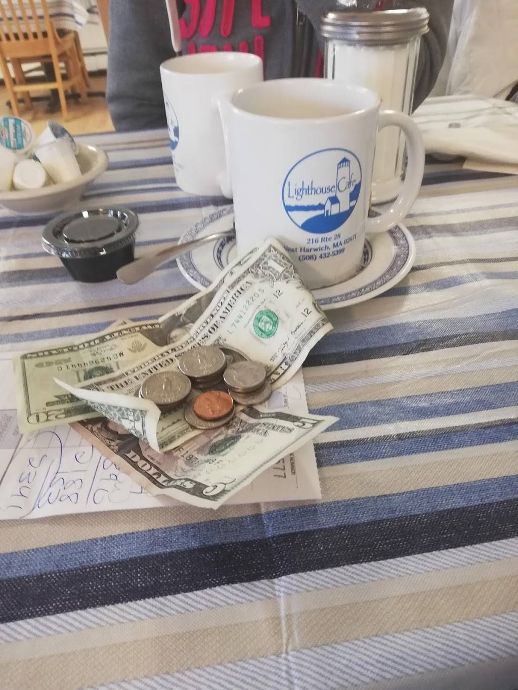 Lighthouse Cafe | cafe | 216 MA-28, West Harwich, MA 02671, USA | 5084325399 OR +1 508-432-5399