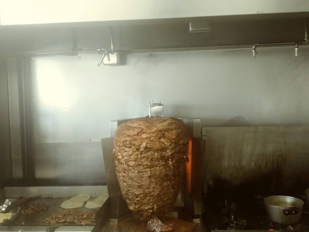 El Tarasco | restaurant | 34481 Date Palm Dr # D, Cathedral City, CA 92234, USA | 7603244133 OR +1 760-324-4133