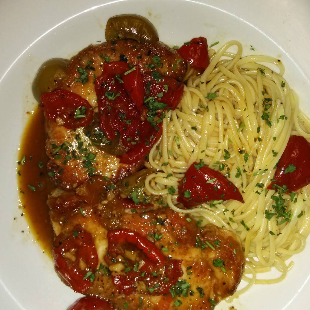 Tarantinos Italian Restaurant | restaurant | 2095 E Irlo Bronson Memorial Hwy, Kissimmee, FL 34744, USA | 4078702622 OR +1 407-870-2622