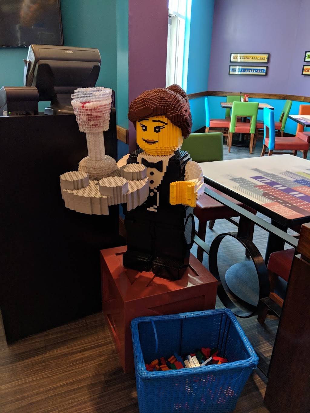 Skyline Cafe | restaurant | 5885 The Crossings Dr, Carlsbad, CA 92008, USA | 7604731288 OR +1 760-473-1288