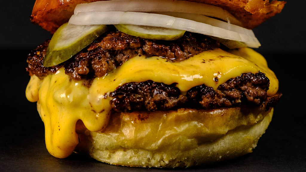 Batata homemade burger | restaurant | inside Mobil Gas Station Store, 8911 S Orange Blossom Trail, Orlando, FL 32809, USA | 4078572841 OR +1 407-857-2841