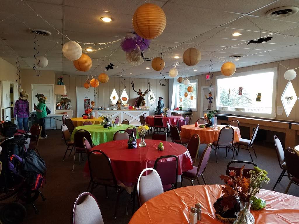 Rochester North-Oakland Elks Lodge | restaurant | 3100 Pond Rd, Leonard, MI 48367, USA | 2485727118 OR +1 248-572-7118
