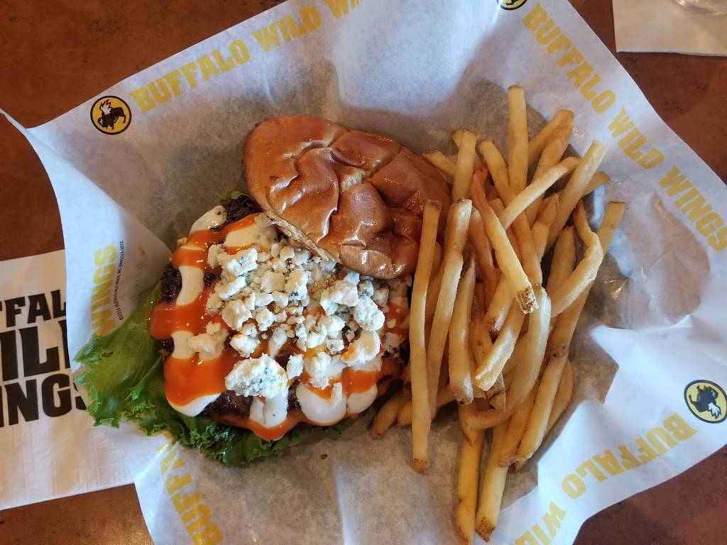 Buffalo Wild Wings | meal takeaway | 1560 E Lincoln Way, Sparks, NV 89434, USA | 7757379741 OR +1 775-737-9741