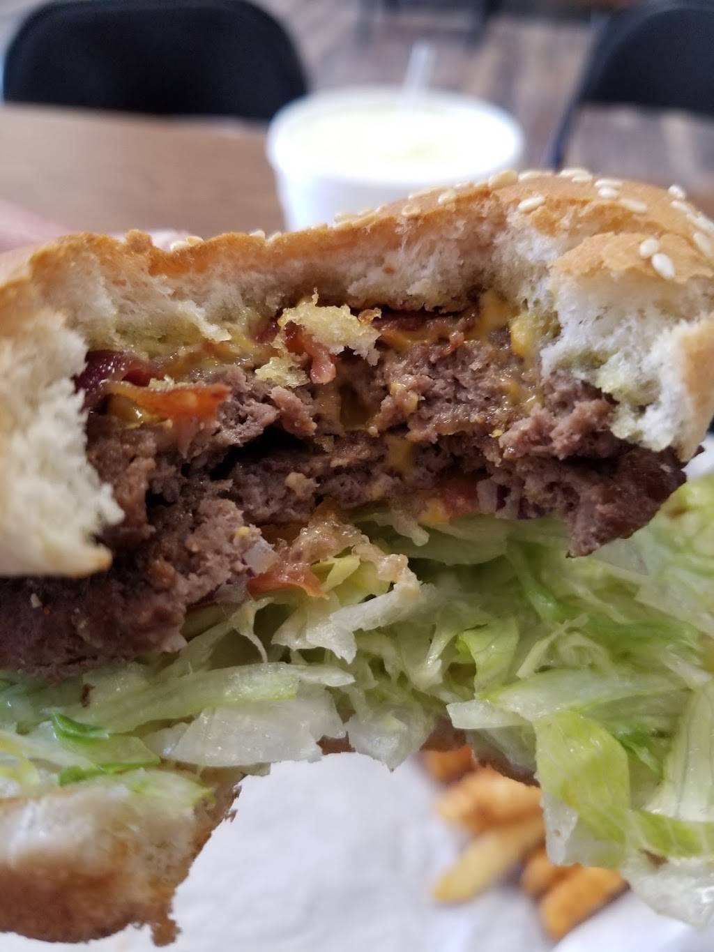 Rainbow Drive-in Express | restaurant | 210 S Cain St, Visalia, CA 93292, USA | 5597472200 OR +1 559-747-2200