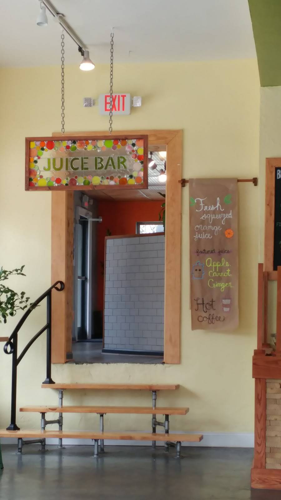 Crisp | restaurant | 1124 Church St, Lynchburg, VA 24504, USA | 4343868998 OR +1 434-386-8998