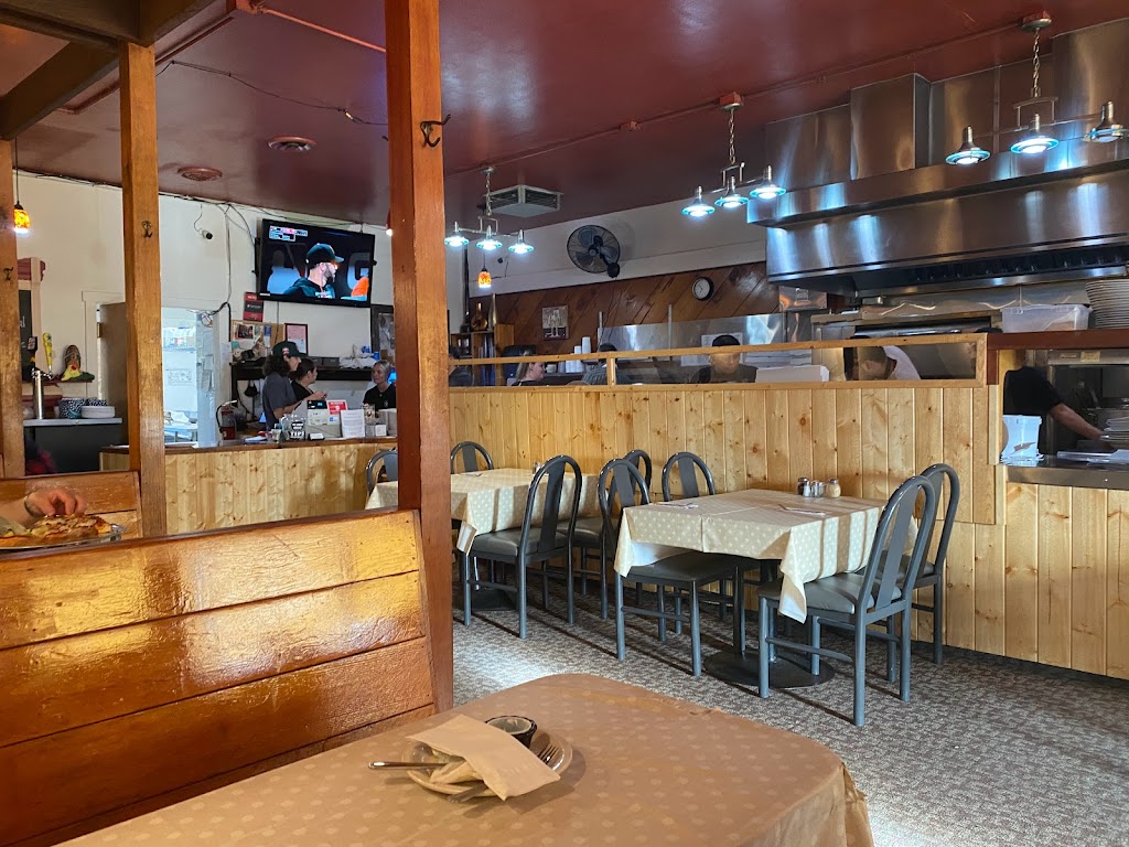 DAurelios | restaurant | 438 S Franklin St, Fort Bragg, CA 95437, USA | 7079644227 OR +1 707-964-4227