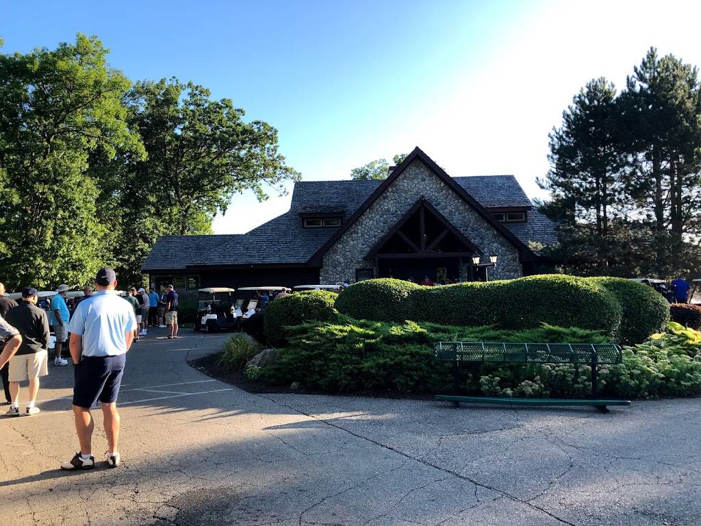 Moose Ridge Golf Course & Grille | restaurant | 11801 Doane Rd, South Lyon, MI 48178, USA | 2484469030 OR +1 248-446-9030