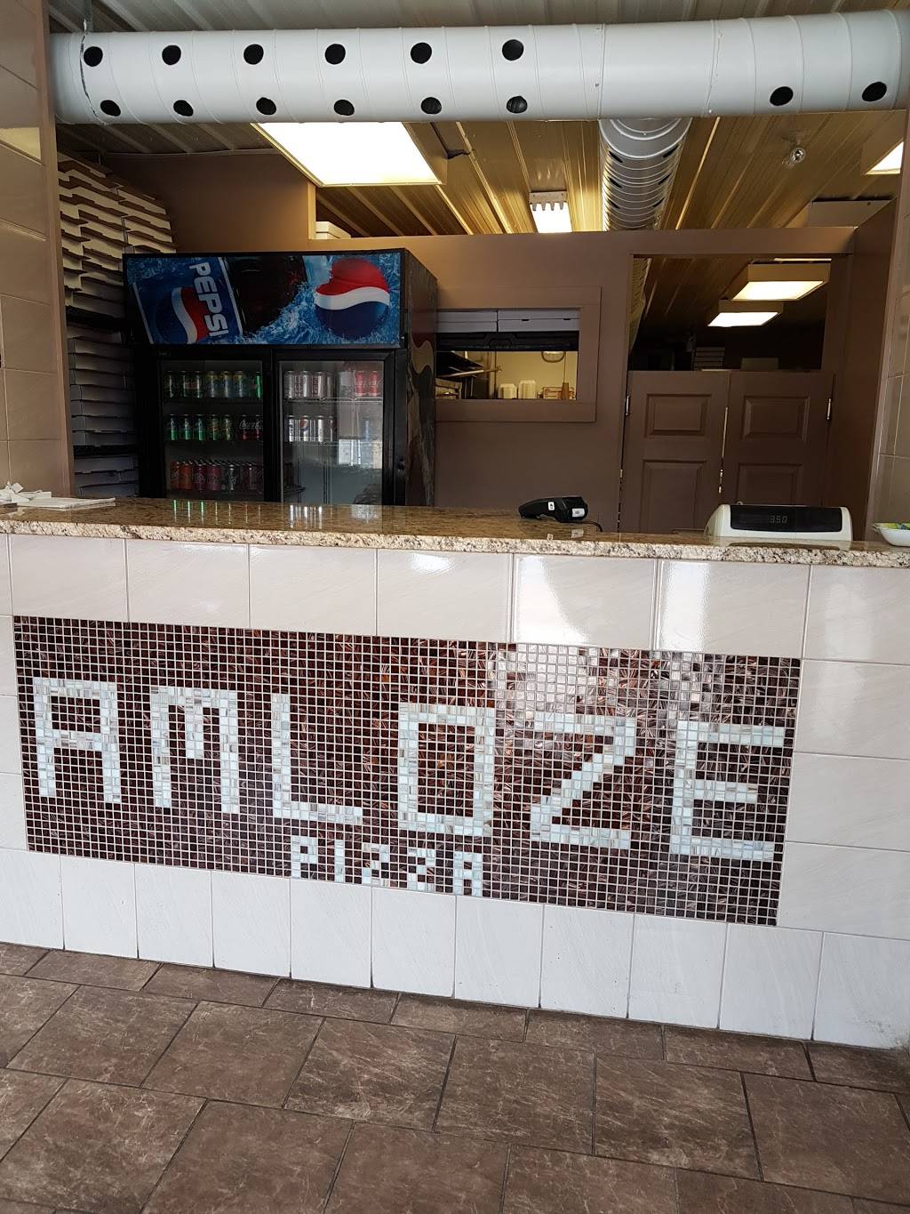 Amloze Pizza | meal takeaway | 1130 Lesperance Rd, Windsor, ON N8N 1X3, Canada | 5197353588 OR +1 519-735-3588