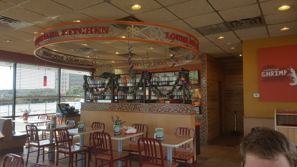 Popeyes Louisiana Kitchen | restaurant | 10131 Wurzbach Rd, San Antonio, TX 78230, USA | 2106906354 OR +1 210-690-6354