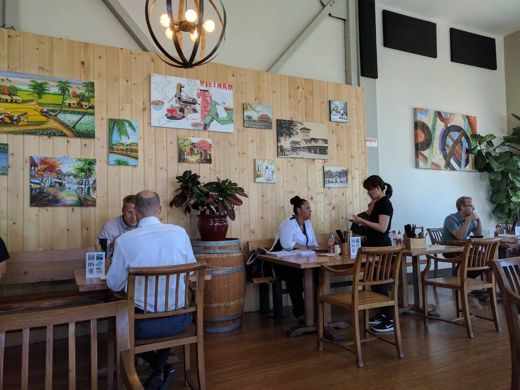 Le Pho Vietnamese Restaurant | restaurant | 2501 San Pablo Ave, Berkeley, CA 94702, USA | 5102805783 OR +1 510-280-5783