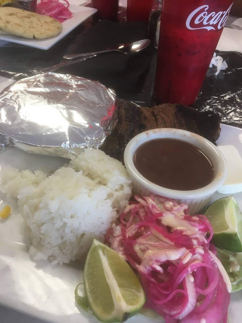 Victorias Latin Restuarant | restaurant | 151 Almedia Rd, St Rose, LA 70087, USA | 5042874072 OR +1 504-287-4072