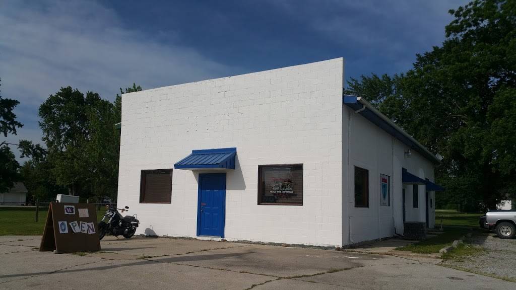 Bender on 7 | restaurant | 820 S Summit St, Girard, KS 66743, USA | 6207244860 OR +1 620-724-4860