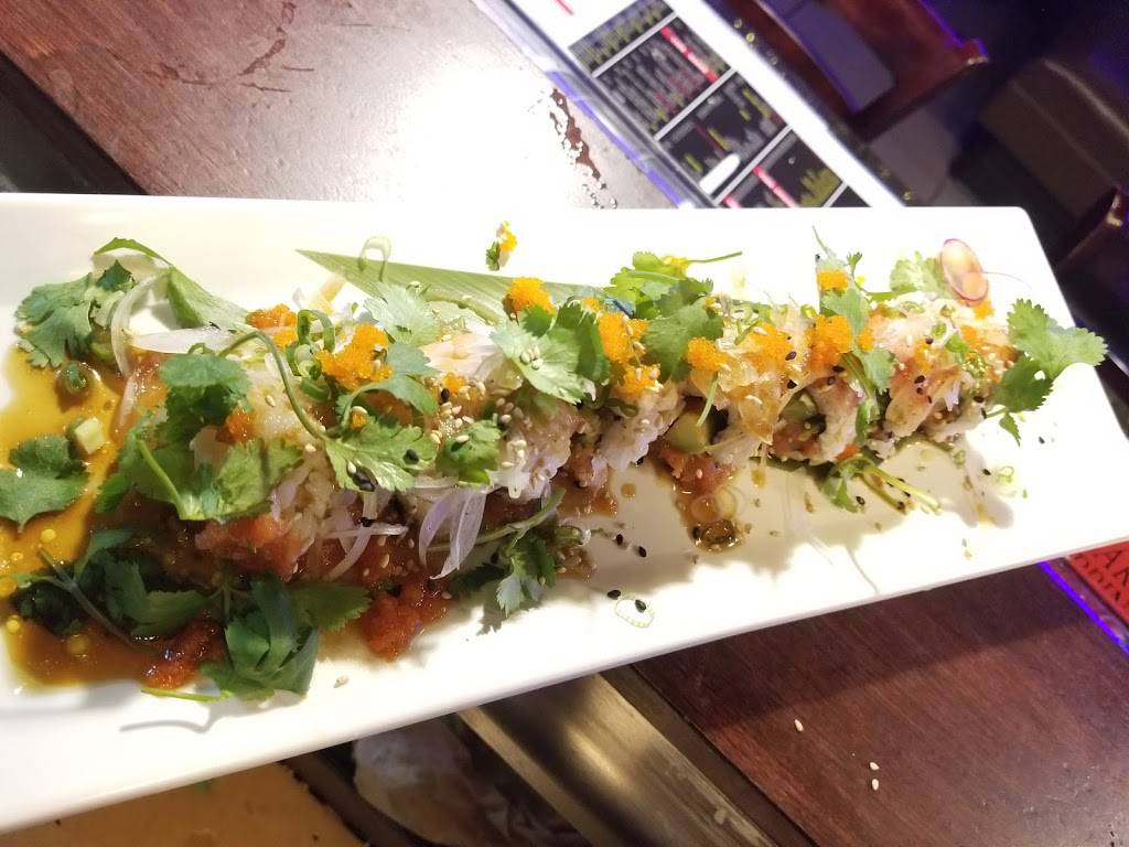 Top Sushi | restaurant | 8242 De Soto Ave, Canoga Park, CA 91304, USA | 8189602366 OR +1 818-960-2366