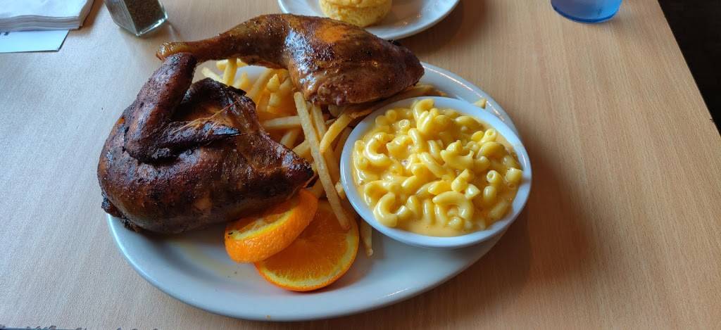 Caseys BBQ & Smokehouse | restaurant | 9626, 7855 WI-42, Egg Harbor, WI 54209, USA | 9208683038 OR +1 920-868-3038